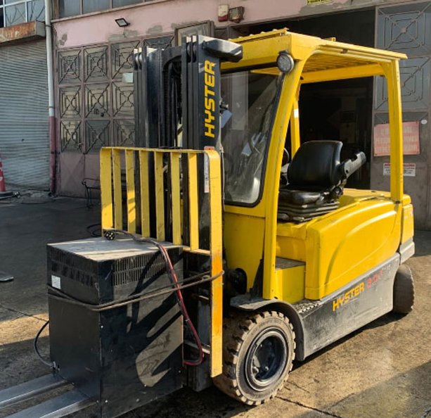 Akülü forklift - kapalı alan ve depo kullanımı